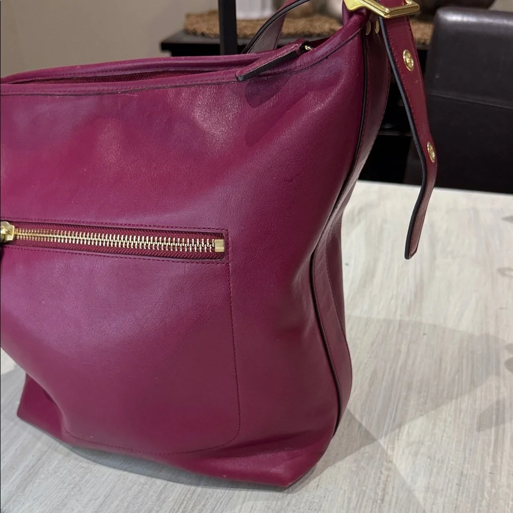 Vintage Coach Fuchsia Leather Shoulder Bucket Bag- EUC
